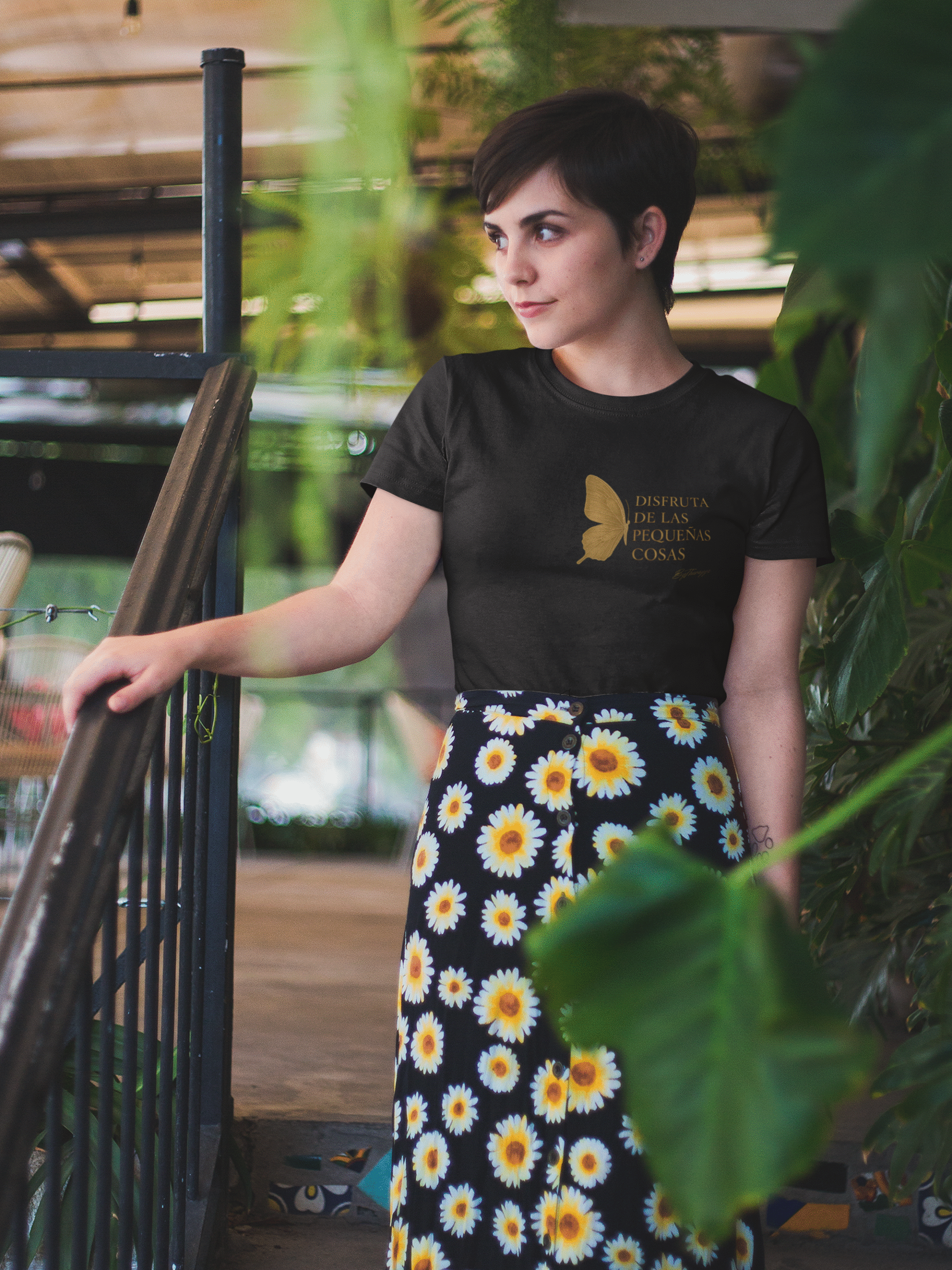 camiseta mariposa y frase